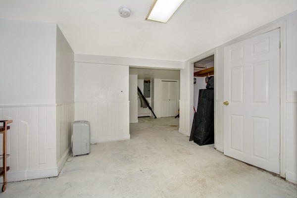 49 Hooper Road Dedham, MA 02026 - Photo 21 of 30 Gallery Image 21