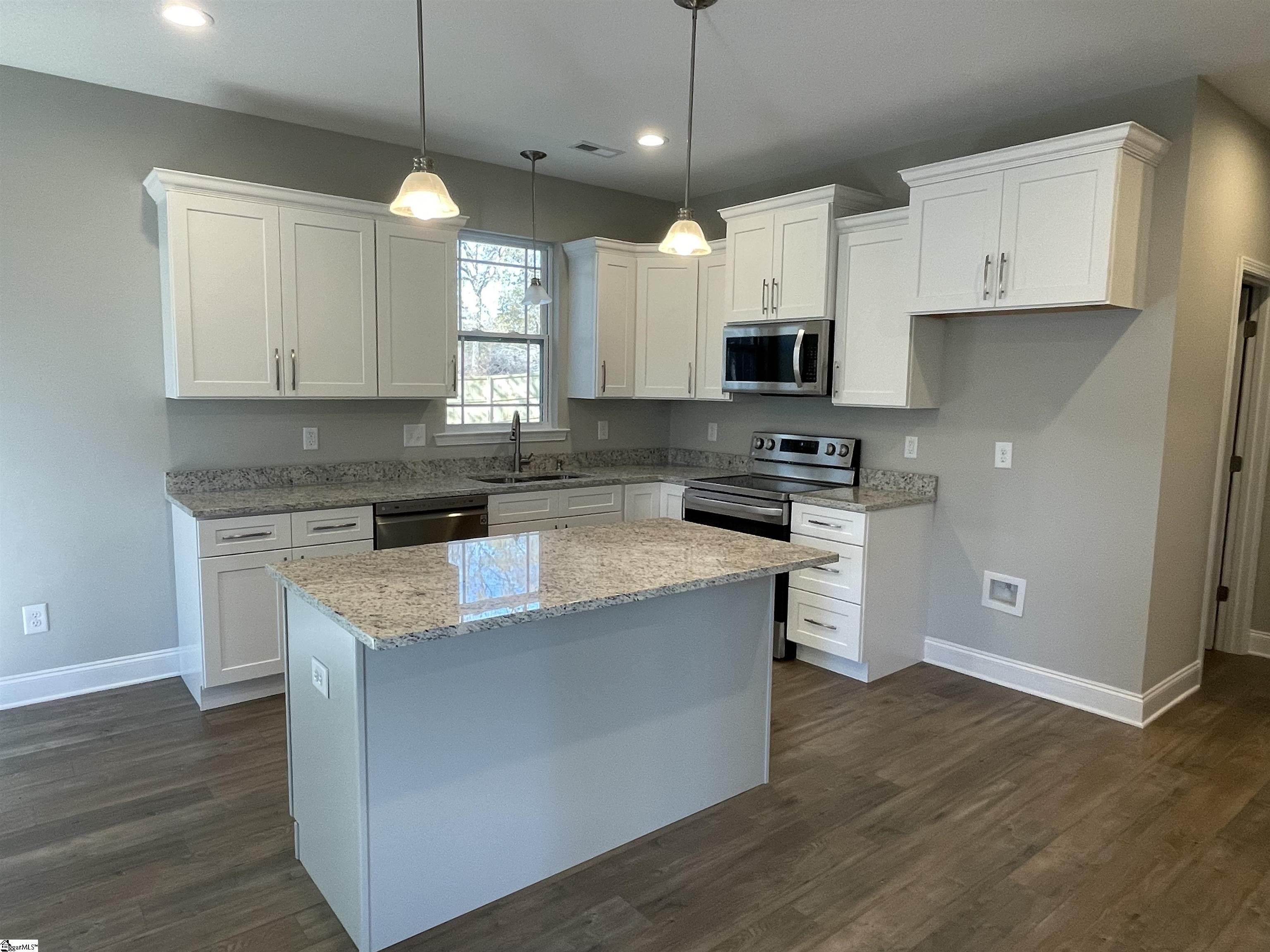 148 State Rd S-42-751 Lyman, SC 29365 - Photo 7 of 21