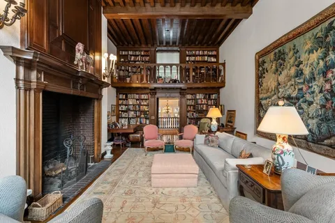 $8,850,000 | 32 Lime Street, Boston, MA 02108