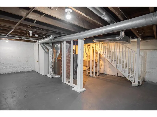 $1,999 | 938 North Cypress Street, St. Paul, MN 55106