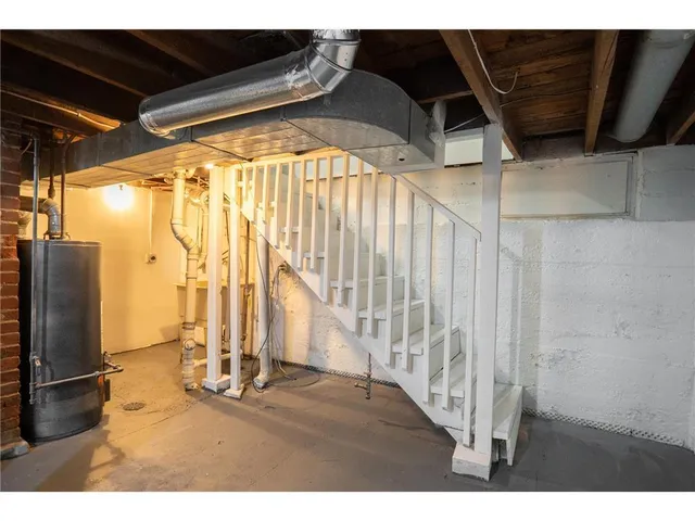 $1,999 | 938 North Cypress Street, St. Paul, MN 55106