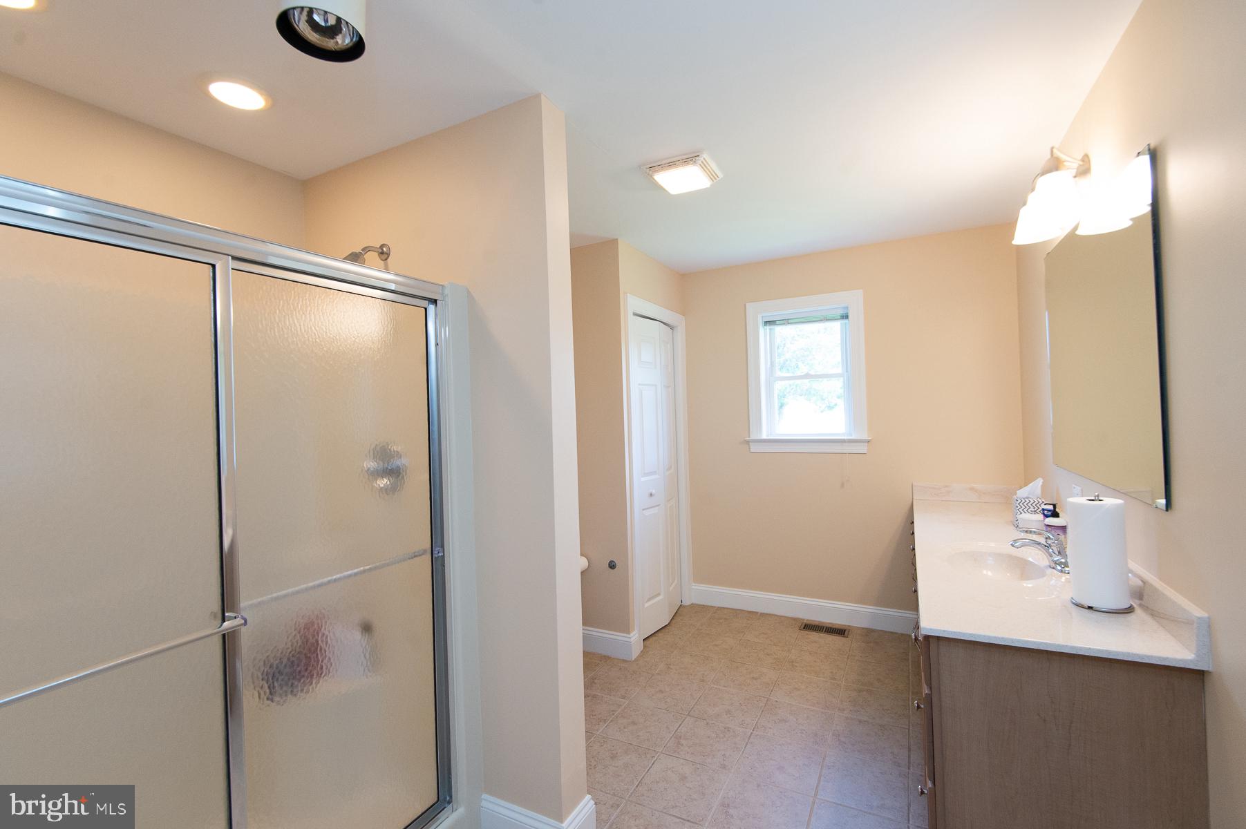 5704 Ross Neck Road Cambridge, MD 21613 - Photo 67 of 98 Bright and airy bathroom retreat.