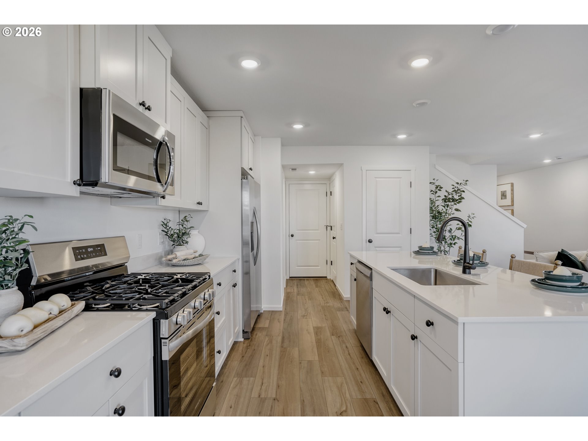 531 Spring Street Woodburn, OR 97071 - Photo 11 of 23 Kitchen