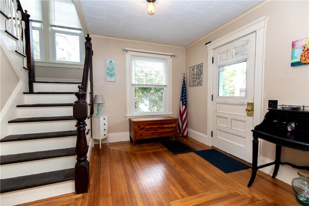 36 Highland Avenue Westerly, RI 02891 - Photo 10 of 39 Gallery Image 10