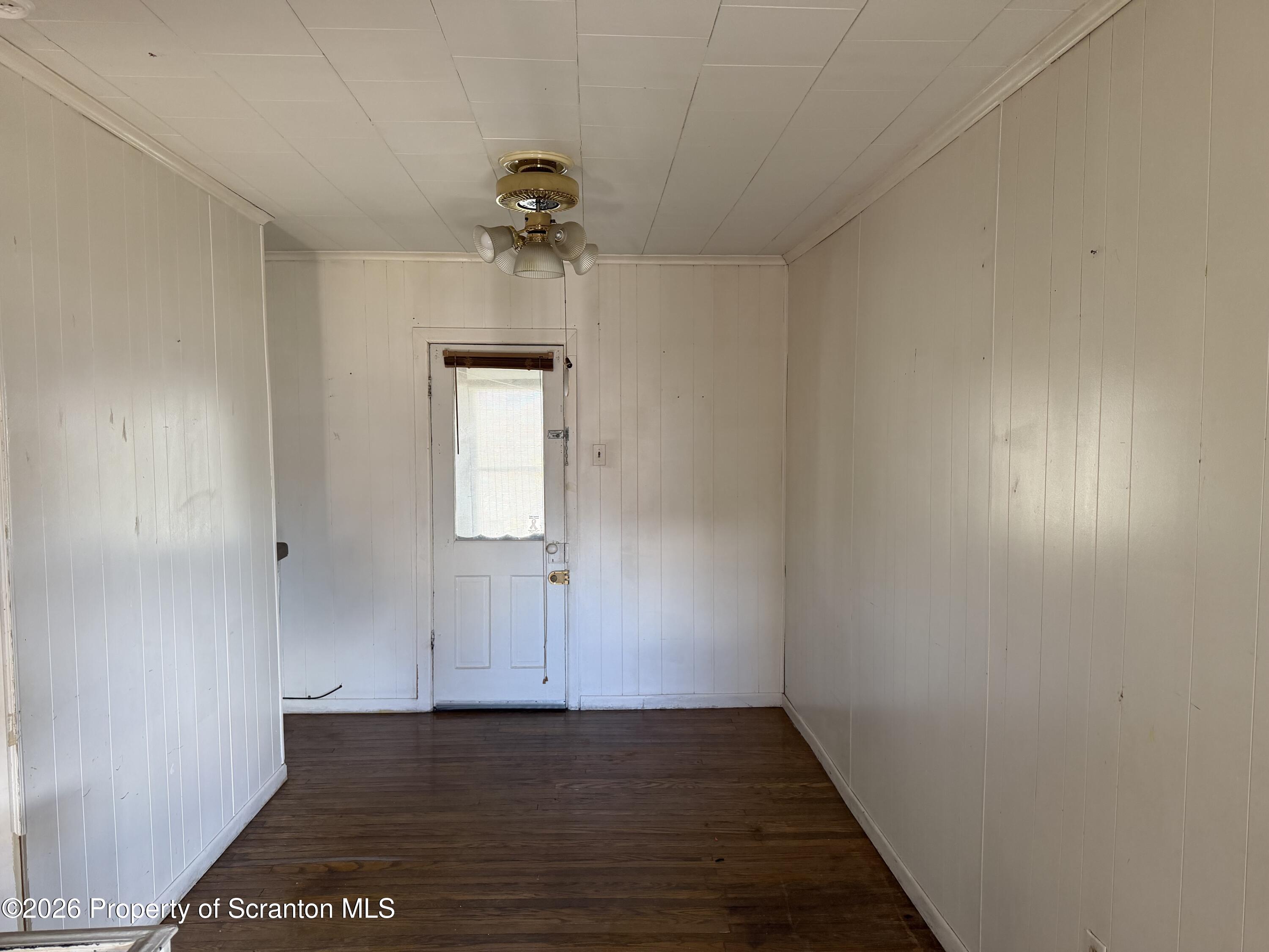 1010 Eynon Street Scranton, PA 18504 - Photo 11 of 17 10