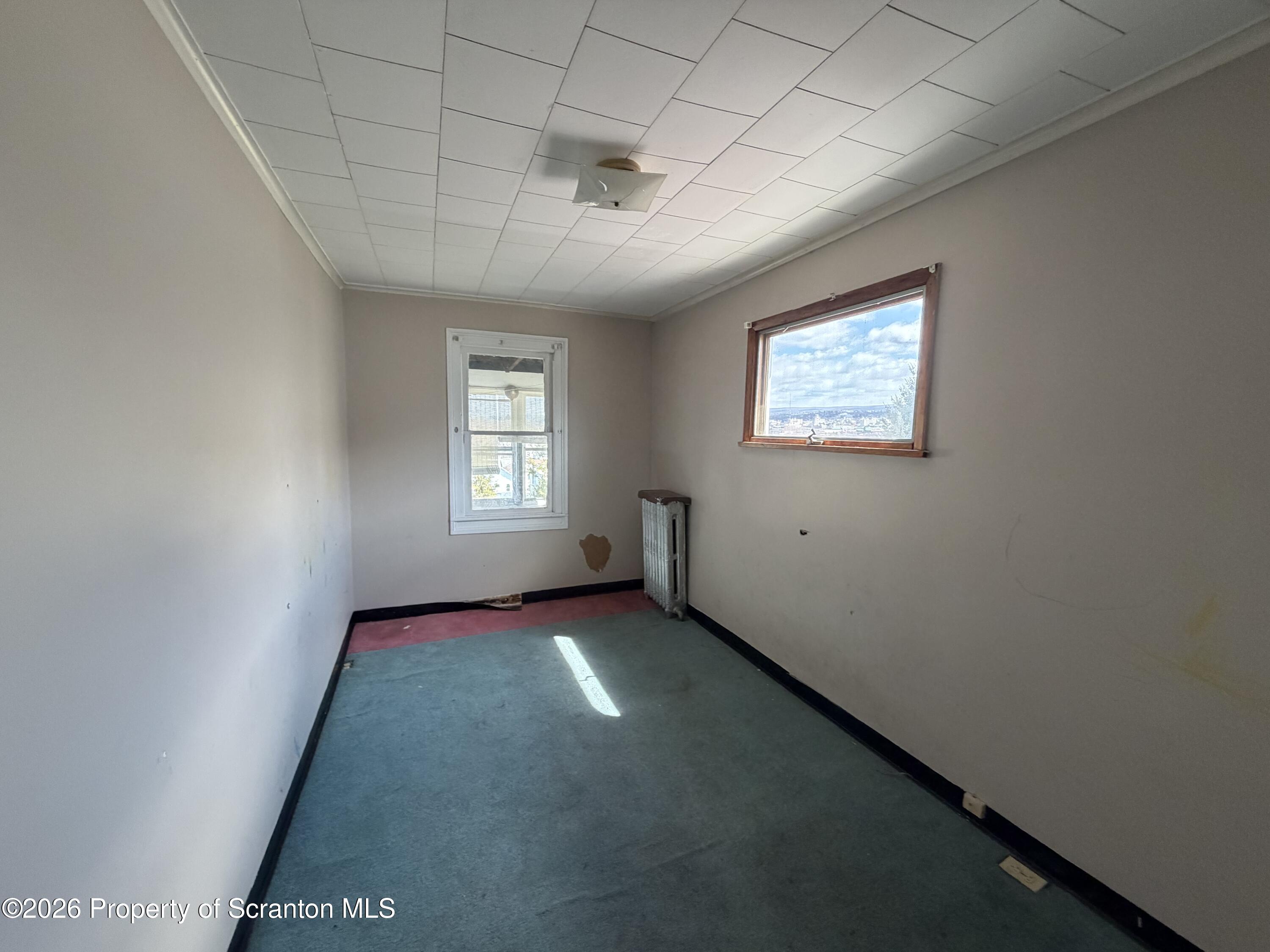 1010 Eynon Street Scranton, PA 18504 - Photo 12 of 17 11