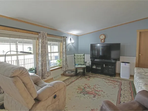 $208,600 | 425 Taylor Street, Milton, VT 05468