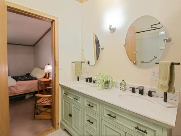 $208,600 | 425 Taylor Street, Milton, VT 05468