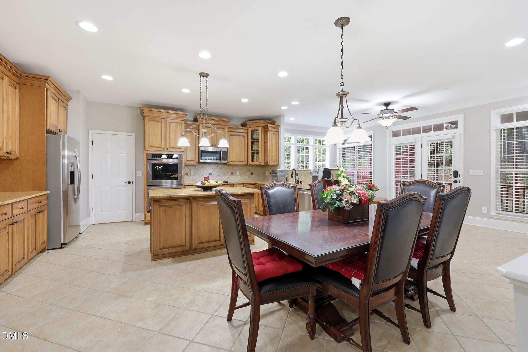 10200 Thoughtful Spot Way Raleigh, NC 27614 - Photo 18 of 62 Kitchen/Breakfast