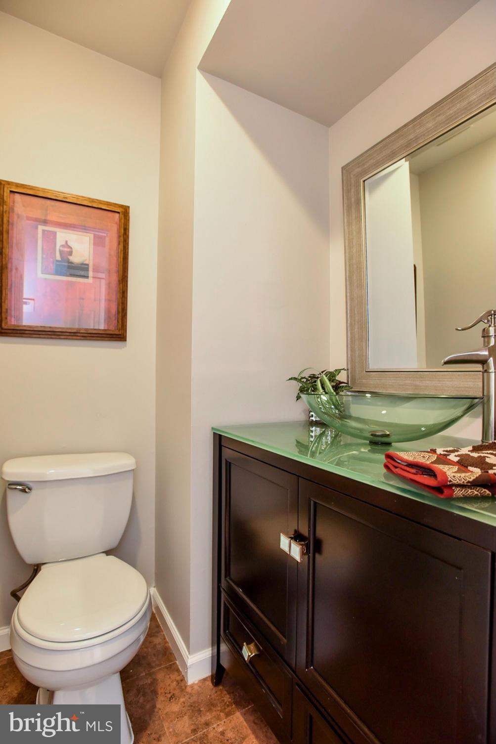 2423 Ansdel Court Reston, VA 20191 - Photo 11 of 30 Main Level Powder Room