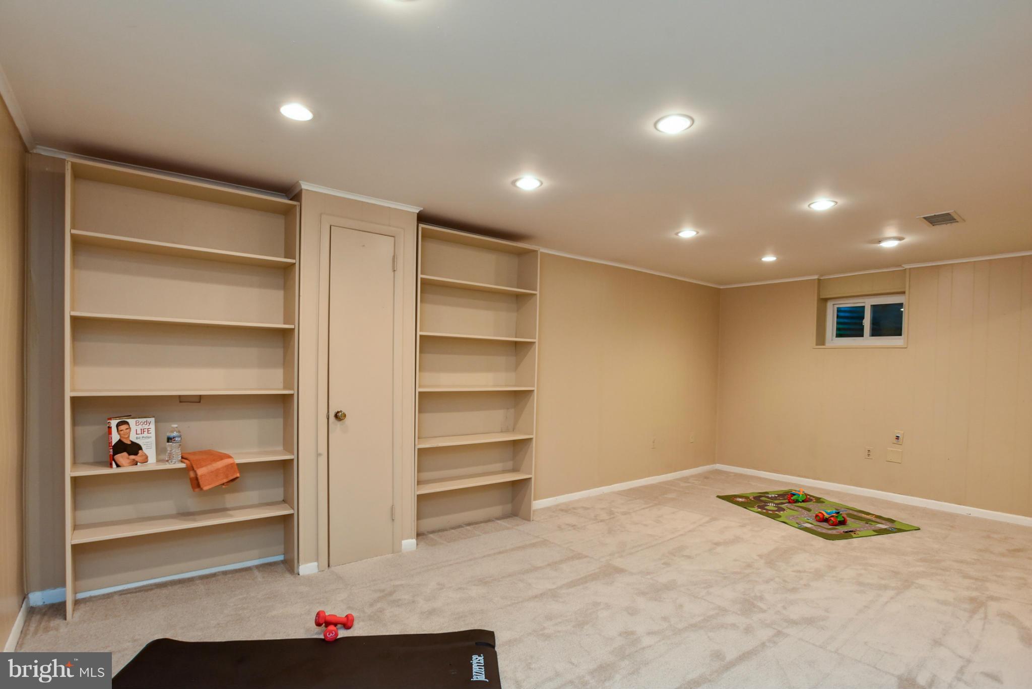 2423 Ansdel Court Reston, VA 20191 - Photo 24 of 30 Lower Level Rec Room
