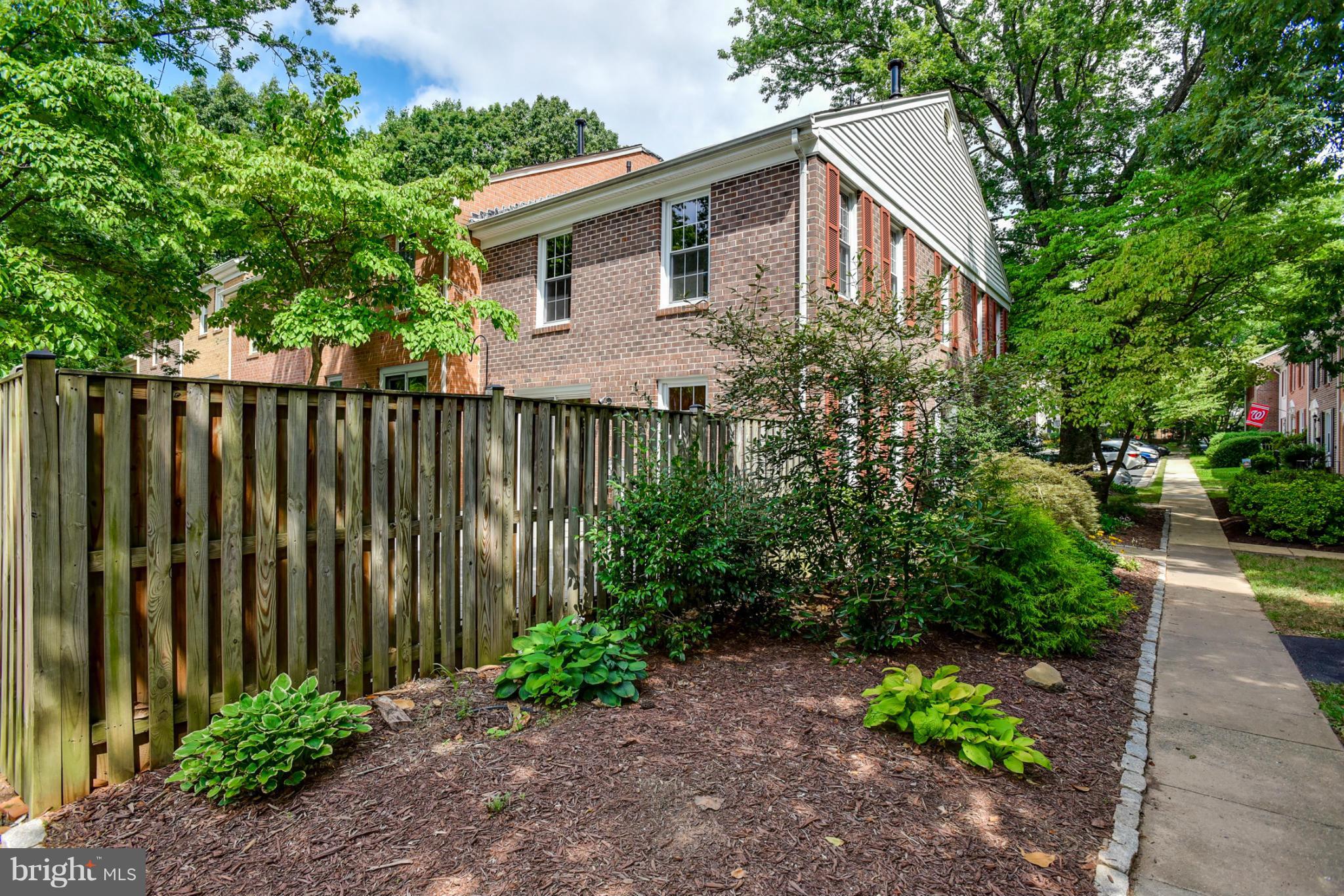 2423 Ansdel Court Reston, VA 20191 - Photo 30 of 30 Exterior (General)