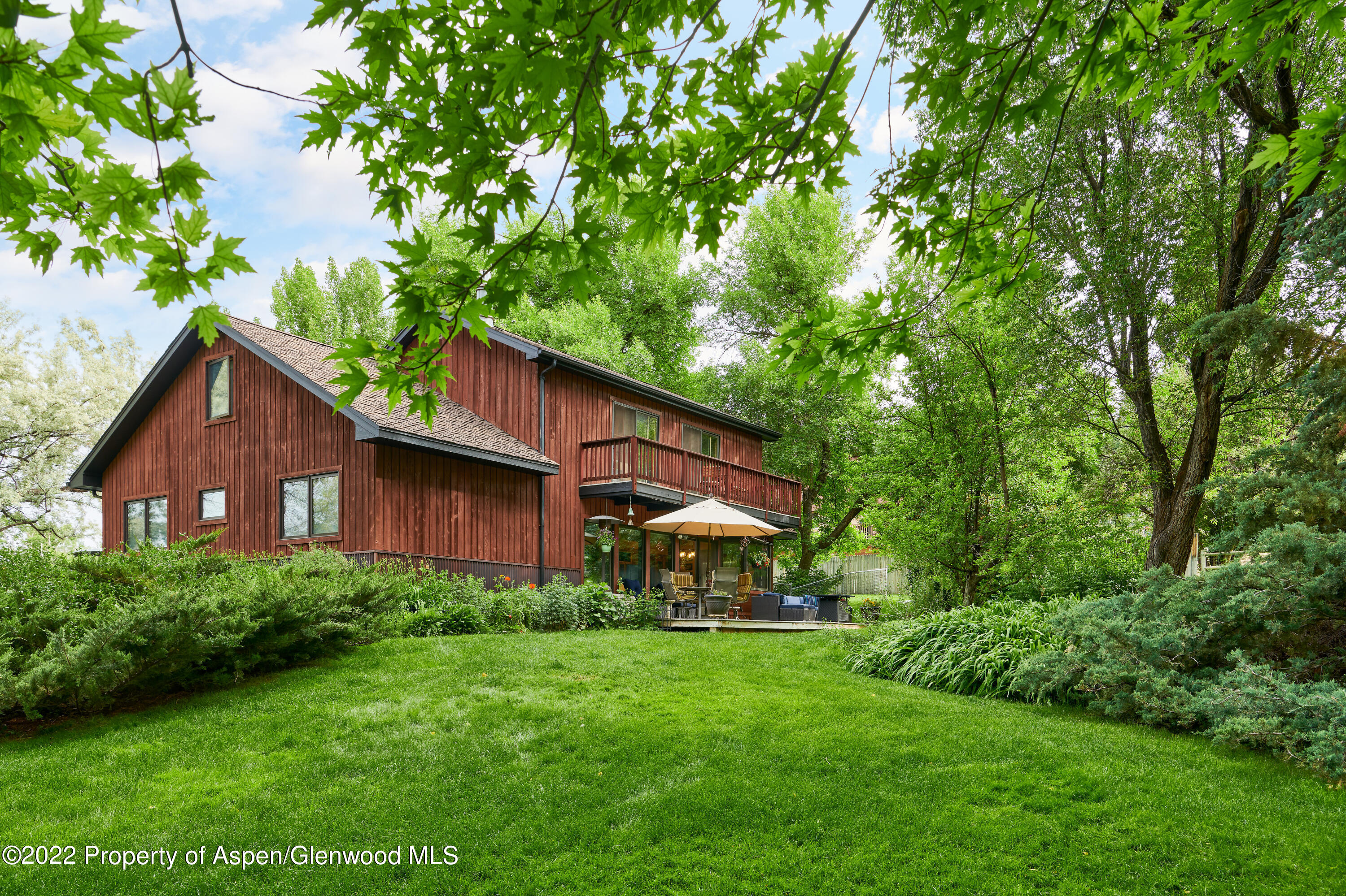 280HollandHills_07