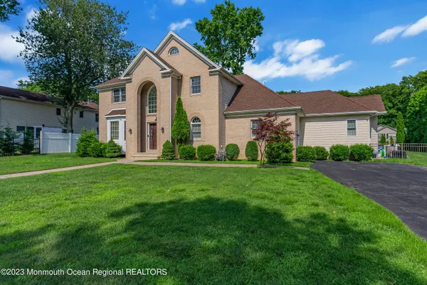 $52,000 | 1607 Holbrook Street, Oakhurst, NJ 07755