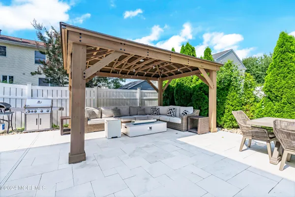 $52,000 | 1607 Holbrook Street, Oakhurst, NJ 07755