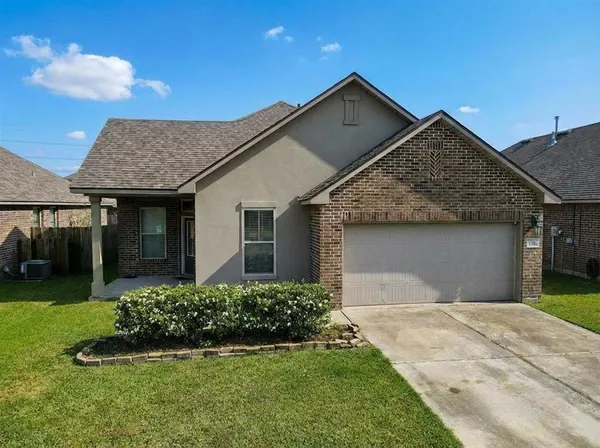 $220,000 | 329 Leawood Avenue, Sulphur, LA 70665