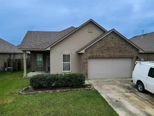 $231,000 | 329 Leawood Avenue, Sulphur, LA 70665
