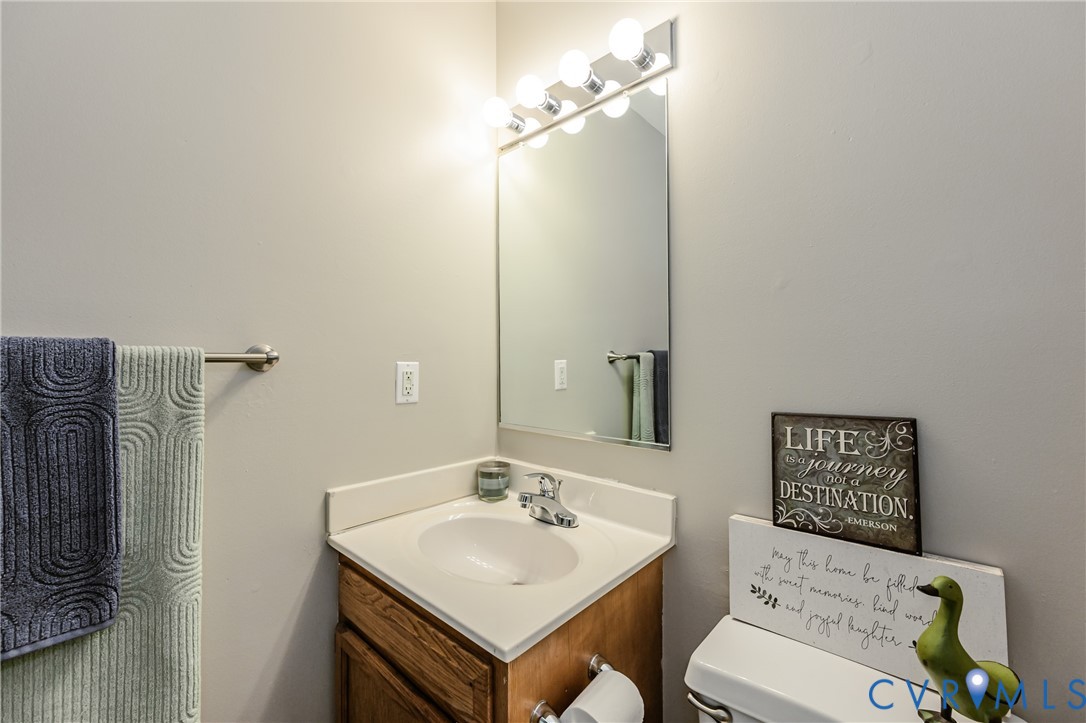 3024 Gregwood Road Midlothian, VA 23112 - Photo 31 of 49 Primary bdrm full bath with vanity and toilet