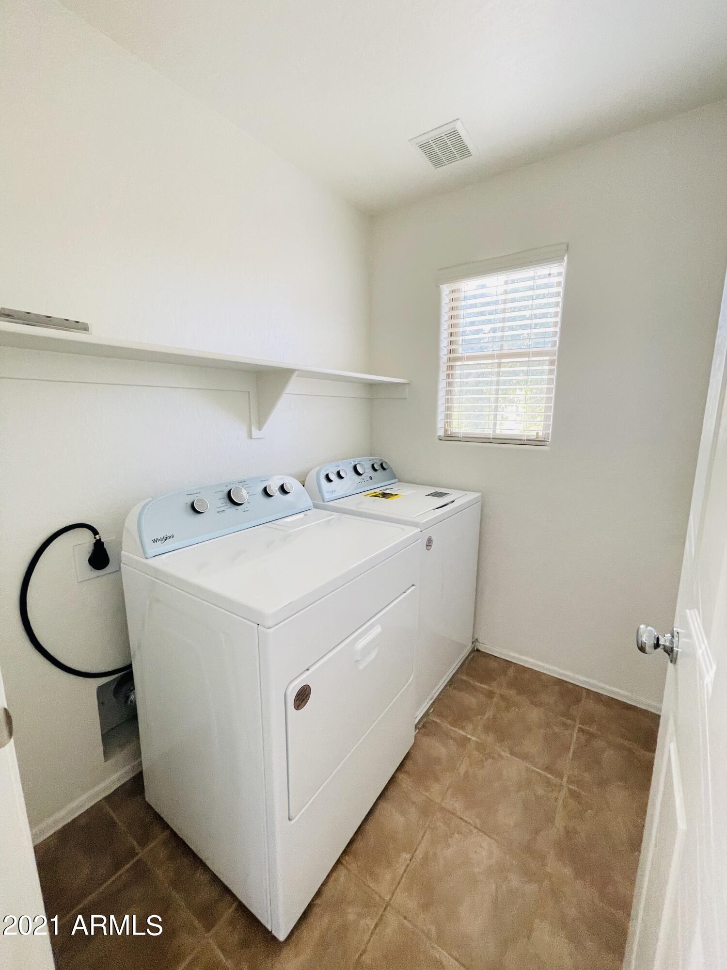 4580 East Del Rio Street Gilbert, AZ 85295 - Photo 14 of 21 IMG_4274