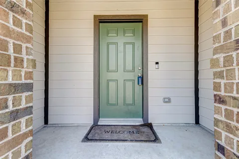 $240,000 | 15819 Sundew Prairie Drive, Humble, TX 77346