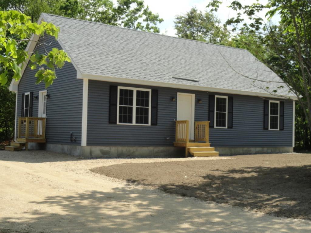 4 Ridge Road Northwood, NH 03261 - Photo 2 of 12