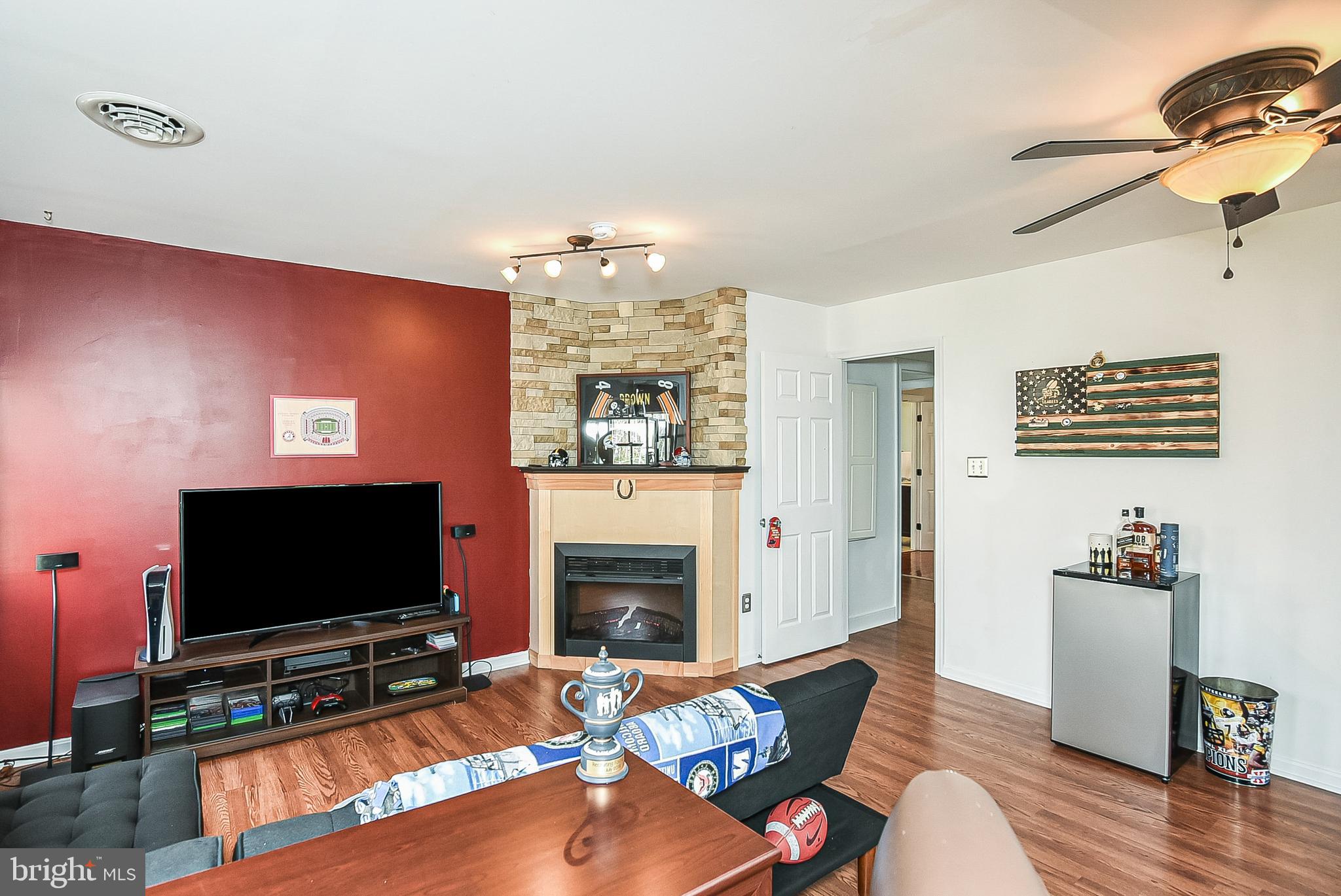 12517 Kent Road King George, VA 22485 - Photo 36 of 65 Bedroom #2 with Hardwood Floors & Ceiling Fan