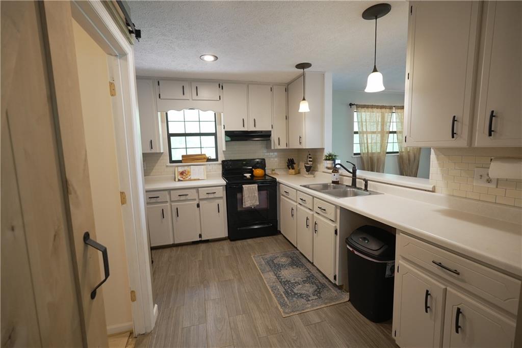 1071 Sandy Run Drive Sparta, GA 31087 - Photo 3 of 29