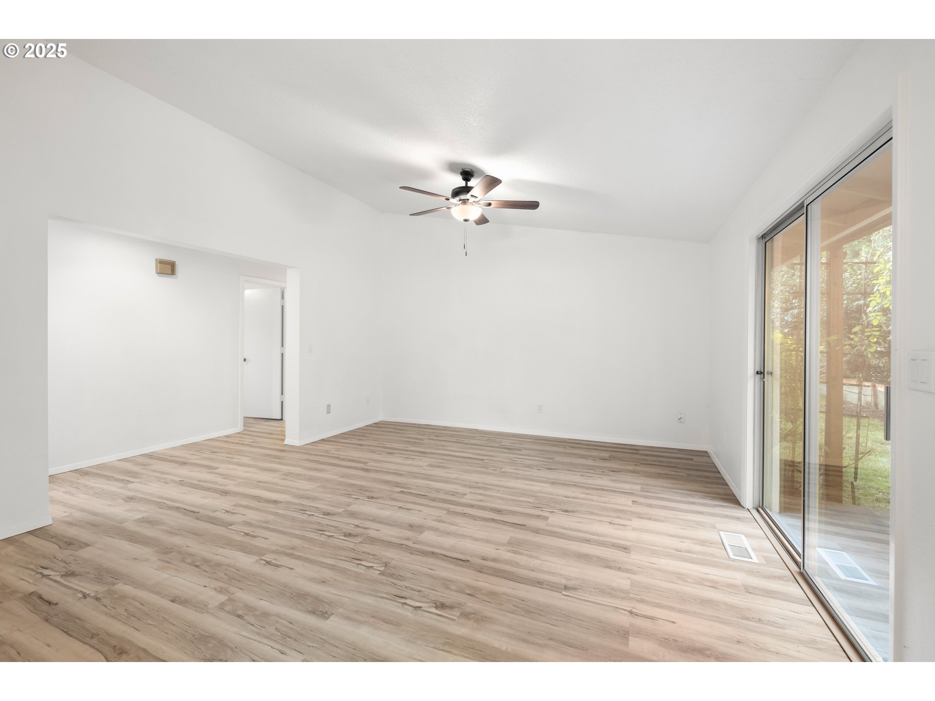 11025 Southwest Boones Ferry Road Portland, OR 97219 - Photo 24 of 48 Gallery Image 24