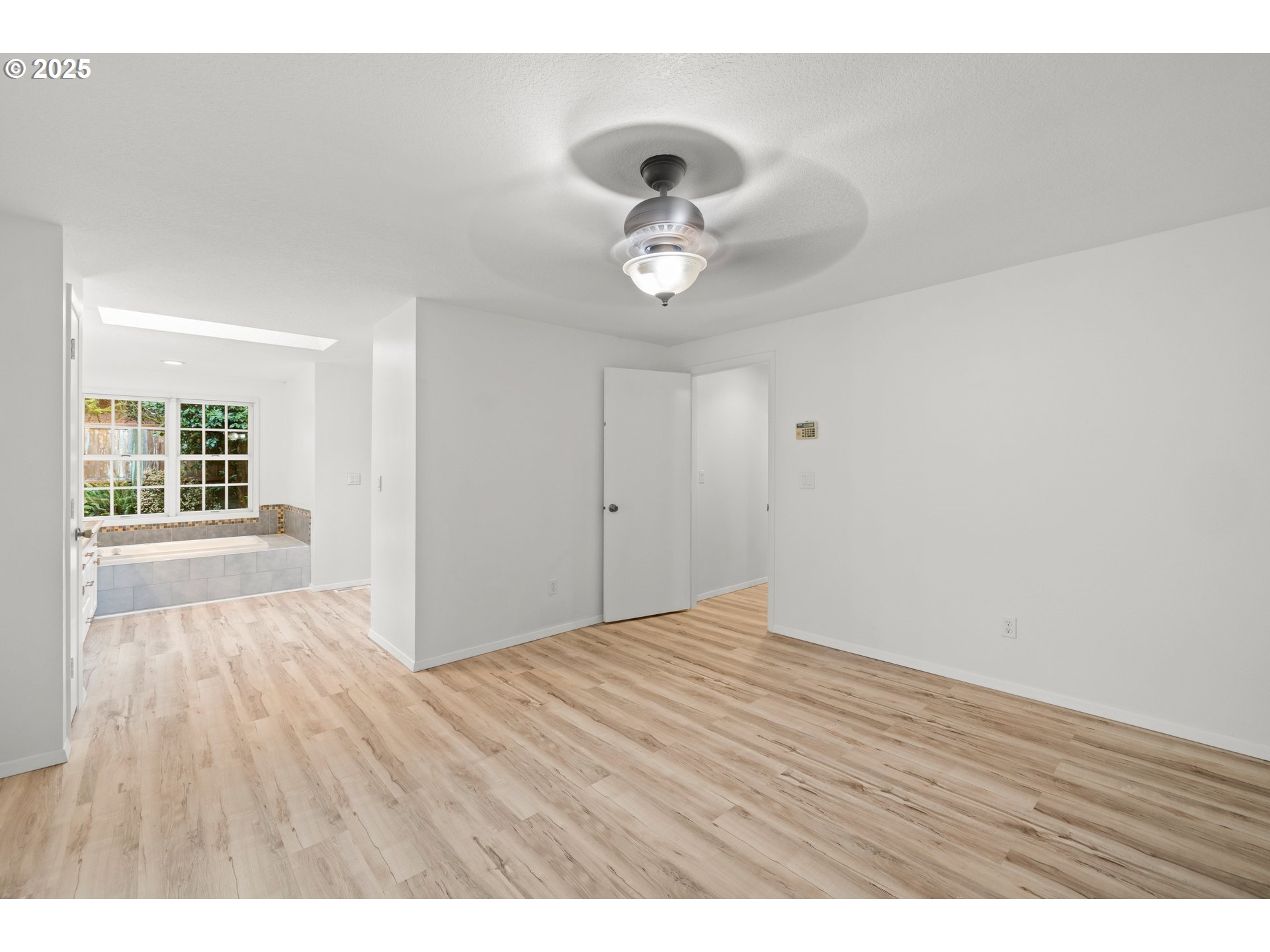 11025 Southwest Boones Ferry Road Portland, OR 97219 - Photo 36 of 48 Gallery Image 36