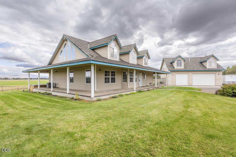 24585 Dodds Road Bend, OR 97701 - Photo 13 of 114