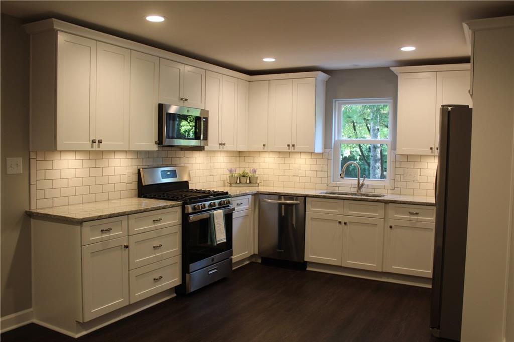 6501 Michigan Road Indianapolis, IN 46268 - Photo 5 of 18 Gallery Image 5