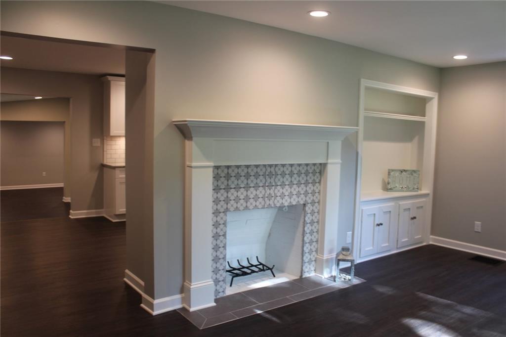 6501 Michigan Road Indianapolis, IN 46268 - Photo 9 of 18 Gallery Image 9