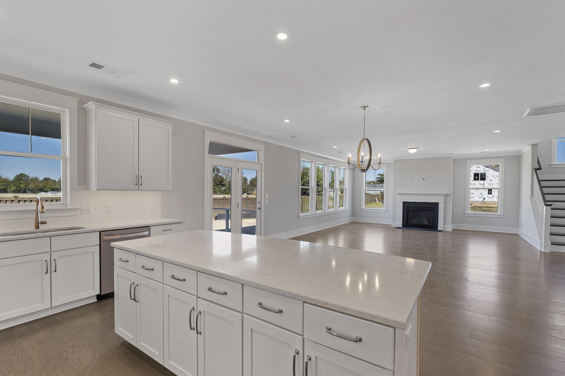 1436 Rivers Cotton Road Charleston, SC 29412 - Photo 9 of 34 butler pantry