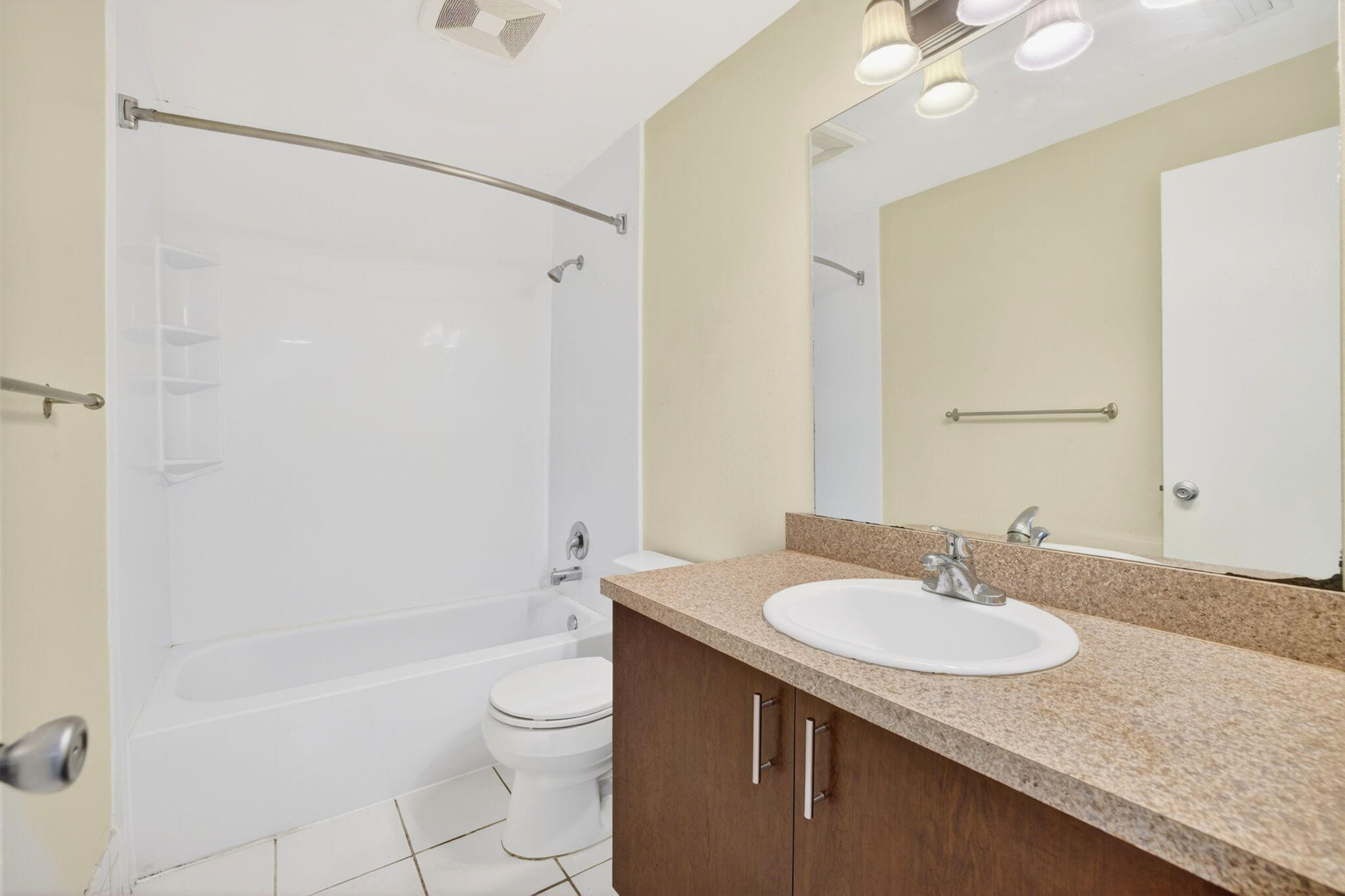 321 Gulfstream Road Dania Beach, FL 33004 - Photo 9 of 17 35-web-or-mls-699A5609