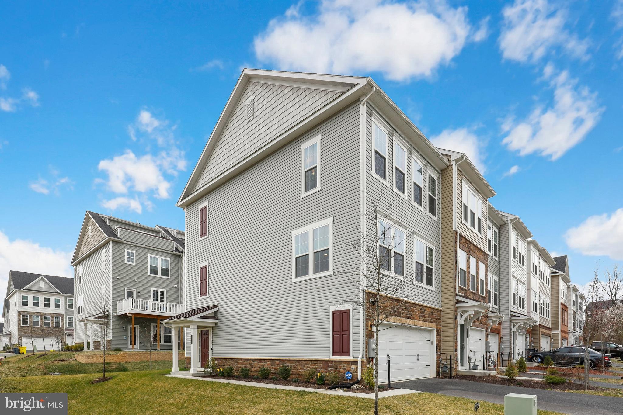 2520 Debert Circle Hanover, MD 21076 - Photo 2 of 44