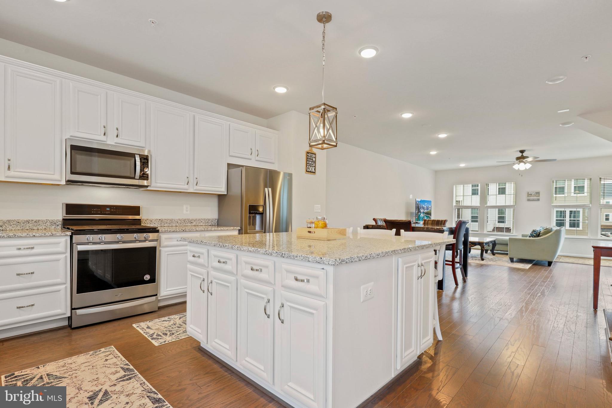 2520 Debert Circle Hanover, MD 21076 - Photo 5 of 44