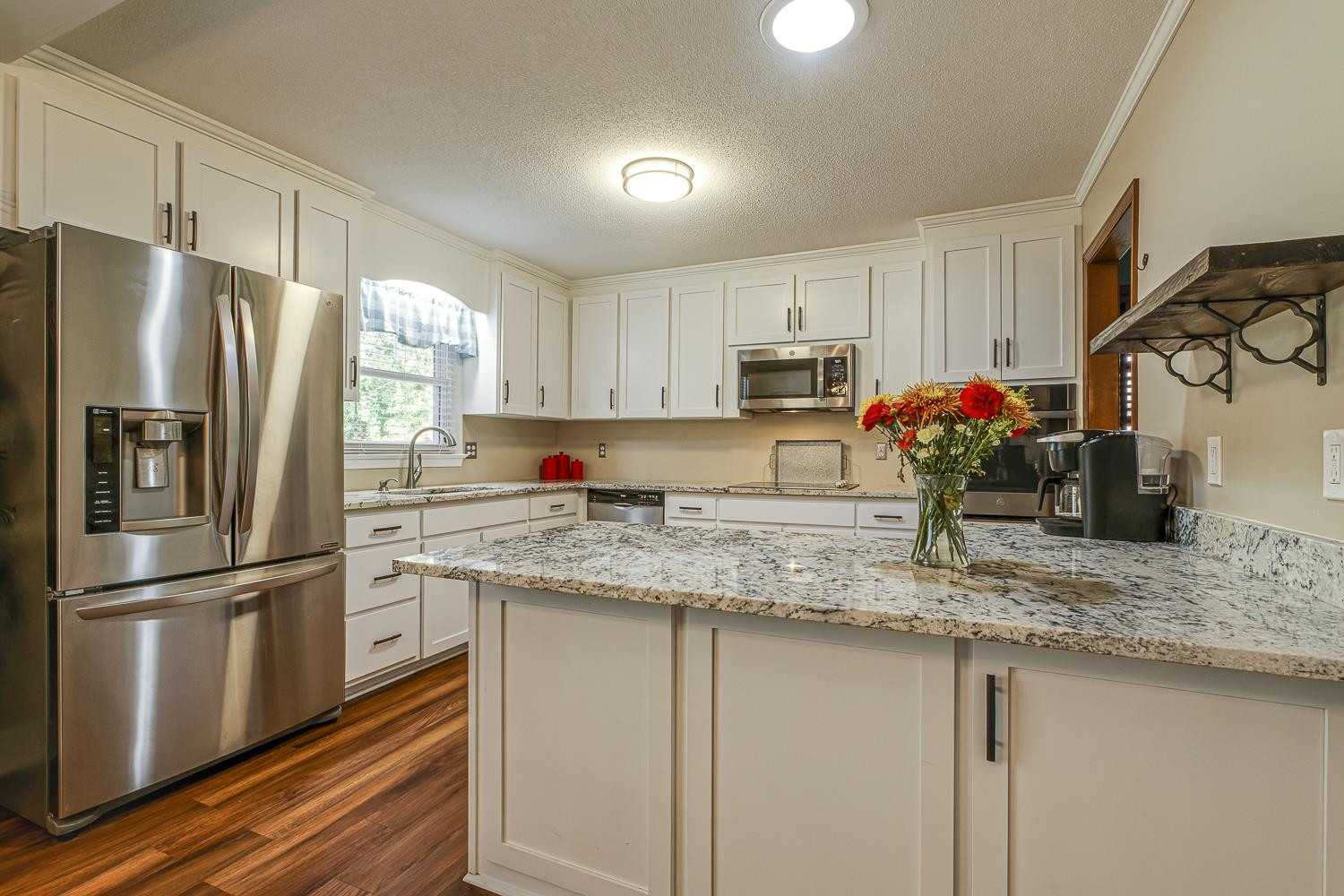 1308 Hampton Valley Road Cary, NC 27511 - Photo 17 of 42 Kitchen