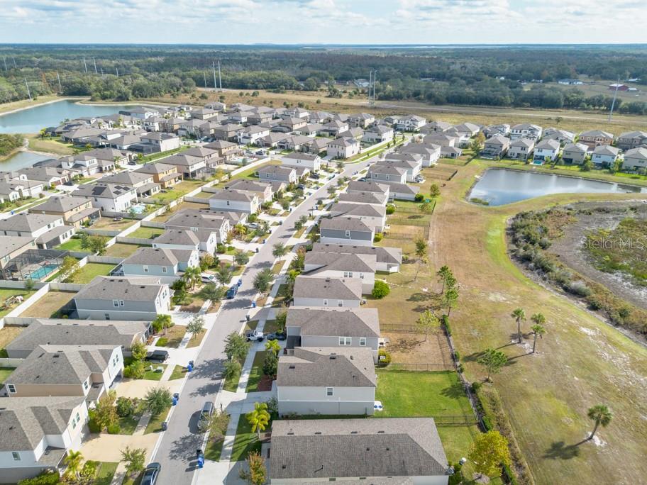 14617 Brumby Ridge Avenue Lithia, FL 33547 - Photo 38 of 46 a view of a city with ocean view