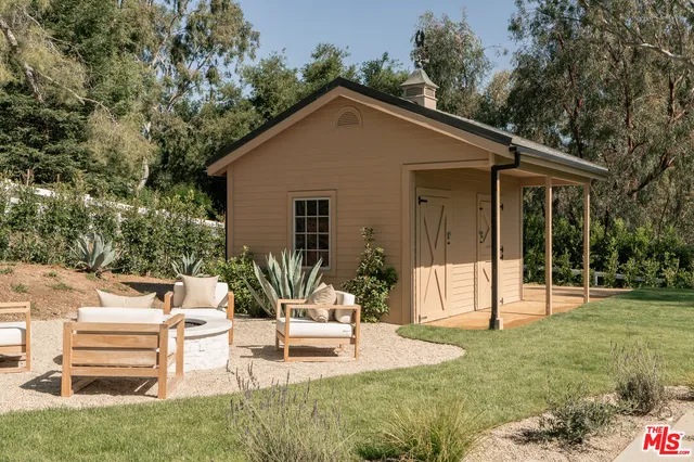 $17,999,999 | 5287 Round Meadow Road, Hidden Hills, CA 91302