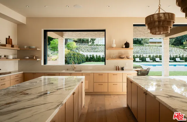 $17,999,999 | 5287 Round Meadow Road, Hidden Hills, CA 91302