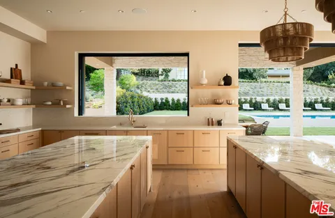 $17,999,999 | 5287 Round Meadow Road, Hidden Hills, CA 91302