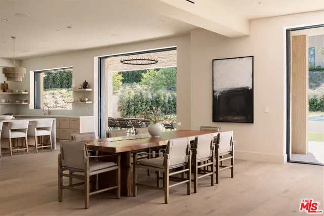 $17,999,999 | 5287 Round Meadow Road, Hidden Hills, CA 91302