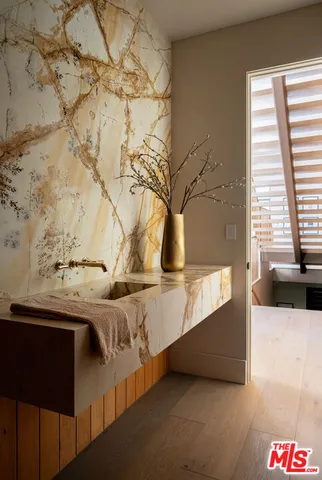 $17,999,999 | 5287 Round Meadow Road, Hidden Hills, CA 91302