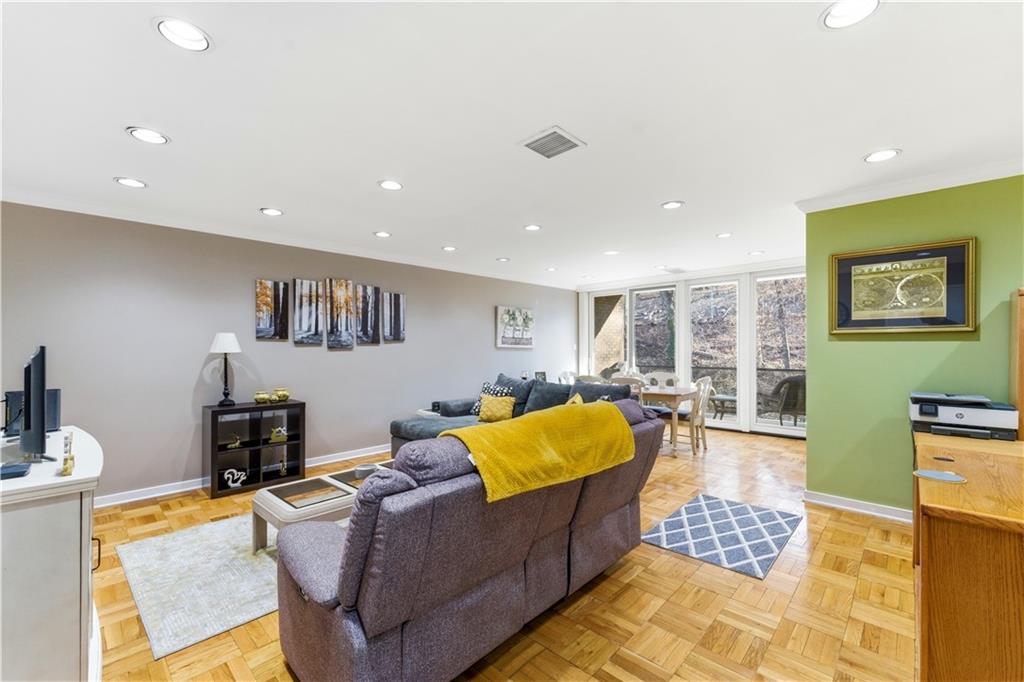 5100 Fifth Avenue, Unit 506 Pittsburgh, PA 15232 - Photo 2 of 23