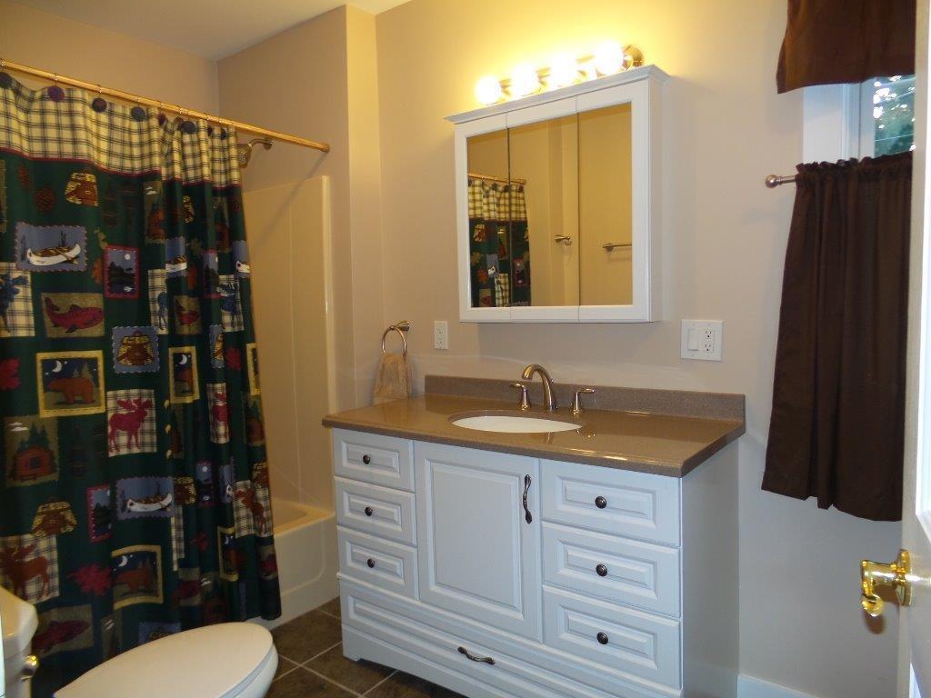 23 High Street Waterville, ME 04901 - Photo 26 of 35 Bath Apt 2