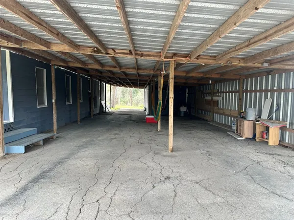 $2,300 | 335 Bayou Drive, Channelview, TX 77530