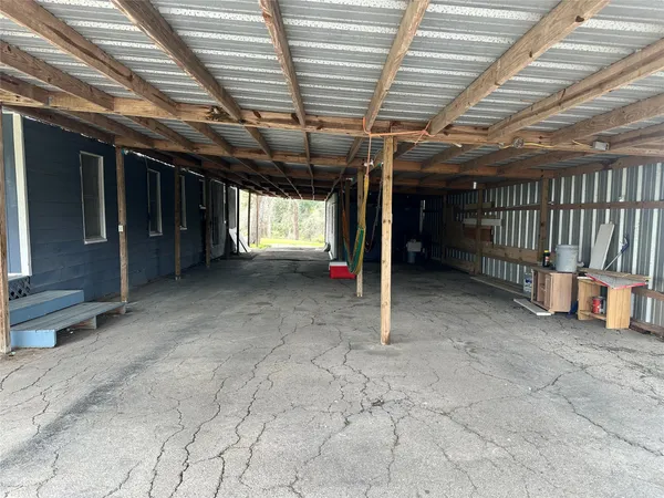 $2,800 | 335 Bayou Drive, Channelview, TX 77530