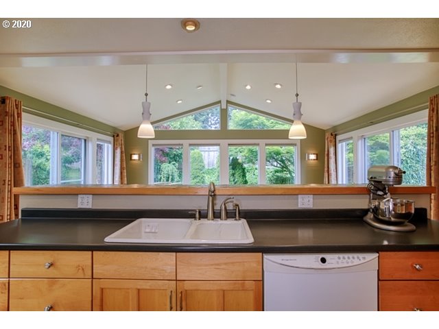 4765 Gardner Road Southeast Salem, OR 97302 - Photo 21 of 32 Gallery Image 21