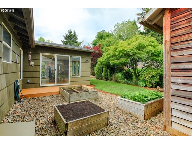 4765 Gardner Road Southeast Salem, OR 97302 - Photo 4 of 32 Gallery Image 4
