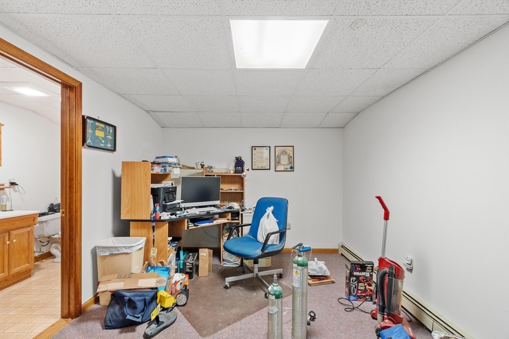 386 Sherbert Road Ashburnham, MA 01430 - Photo 11 of 32
